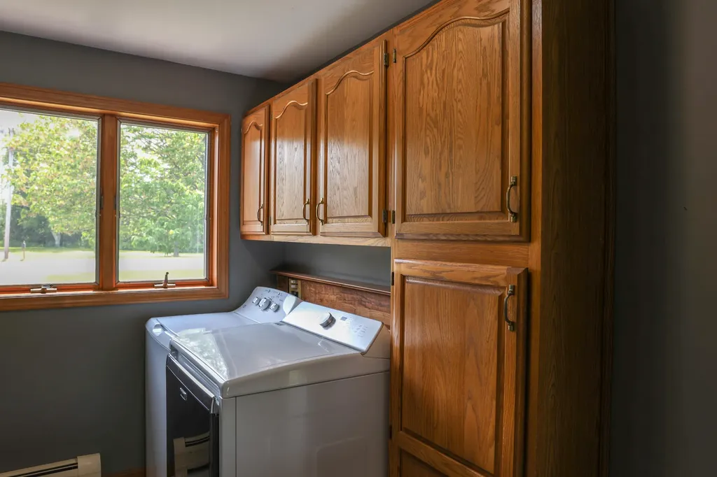 178 Clinton Avenue Winslow ME 04901