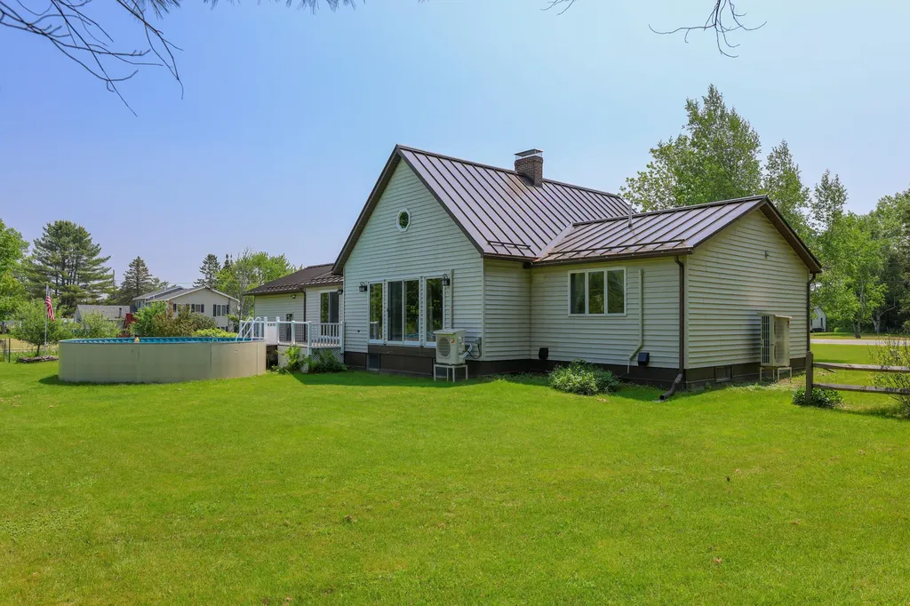178 Clinton Avenue Winslow ME 04901