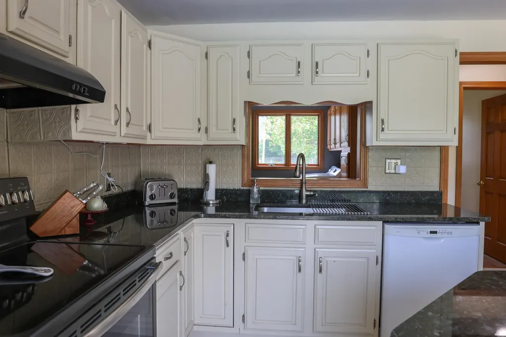 178 Clinton Avenue Winslow ME 04901