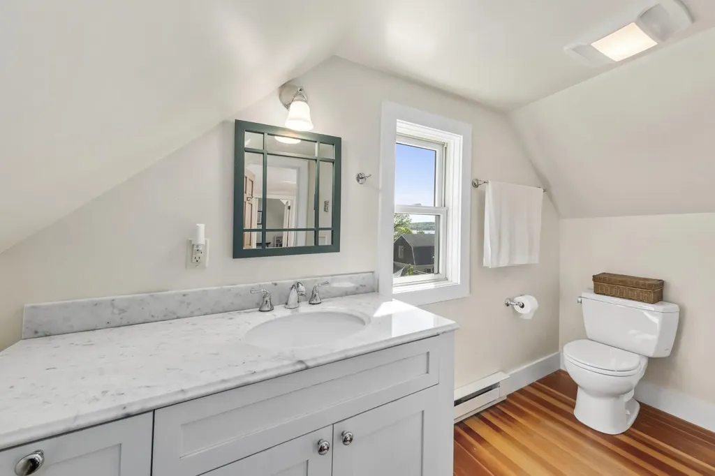 7 Pacific Street Rockland ME 04841