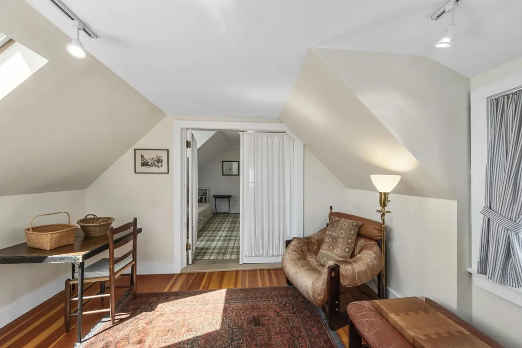 7 Pacific Street Rockland ME 04841