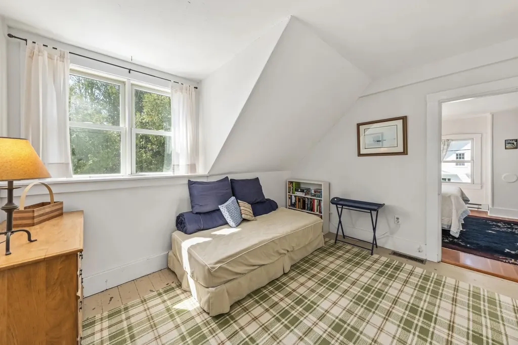 7 Pacific Street Rockland ME 04841