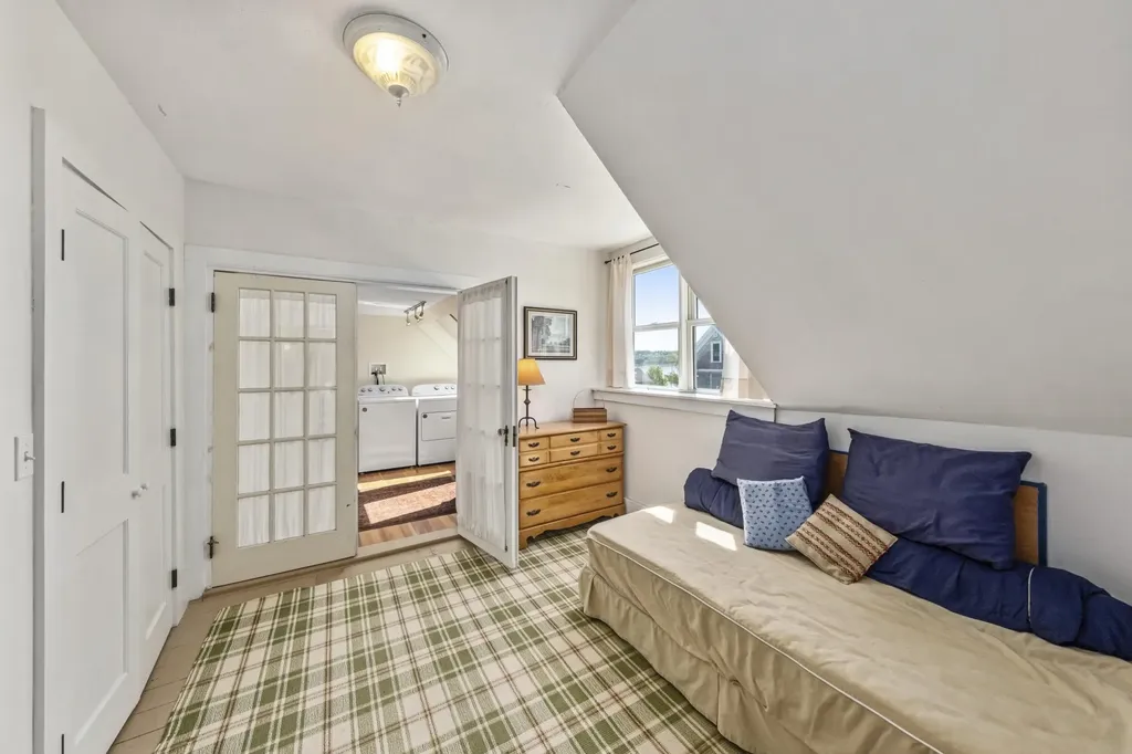 7 Pacific Street Rockland ME 04841