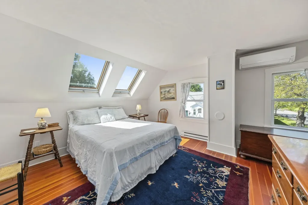 7 Pacific Street Rockland ME 04841