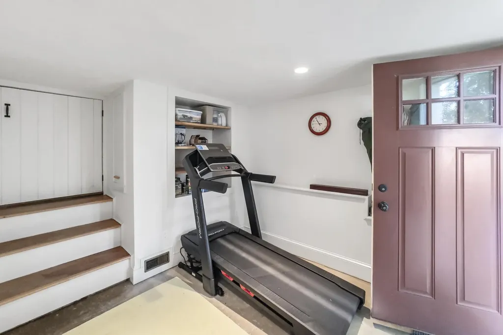 7 Pacific Street Rockland ME 04841