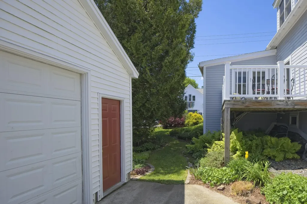 7 Pacific Street Rockland ME 04841