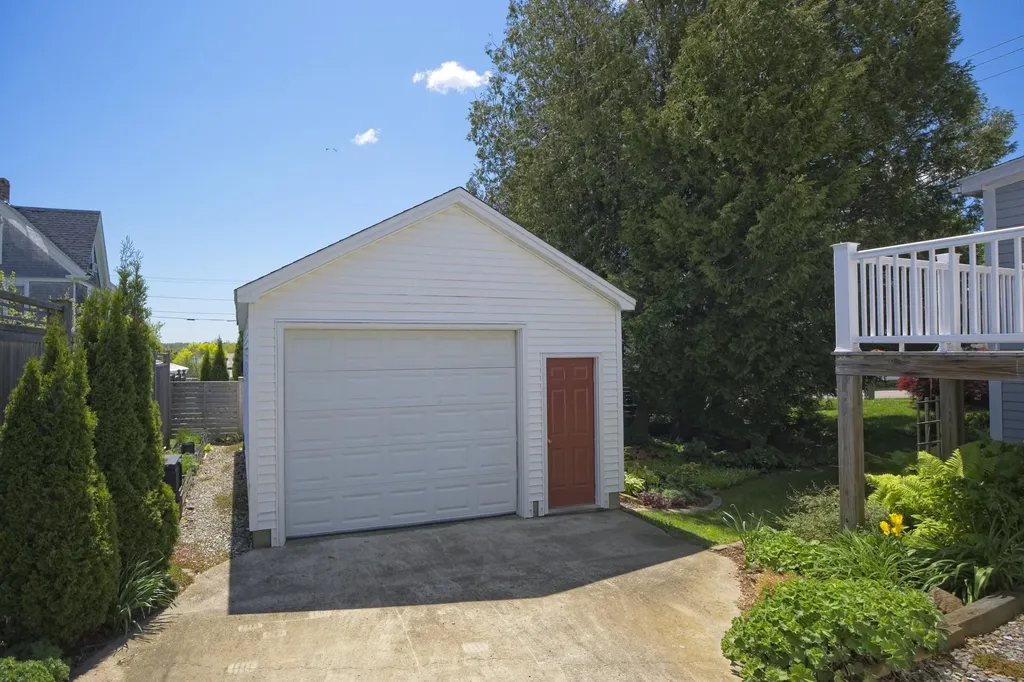 7 Pacific Street Rockland ME 04841