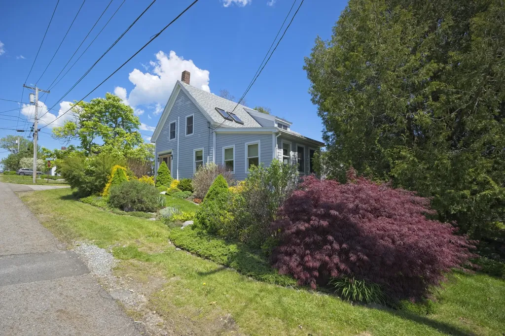 7 Pacific Street Rockland ME 04841
