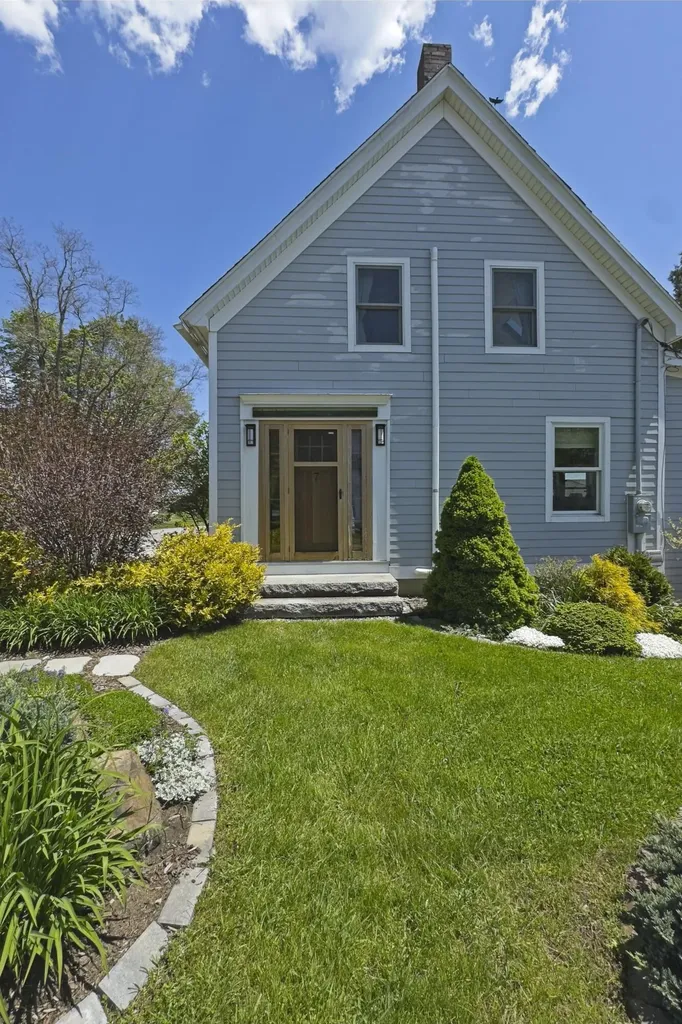 7 Pacific Street Rockland ME 04841