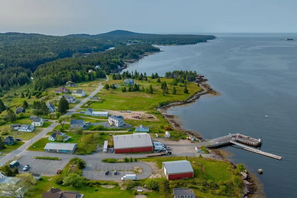 88 Sargent Street Winter Harbor ME 04693