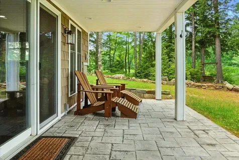 11 South Mcsherry Lane Hartford ME 04220