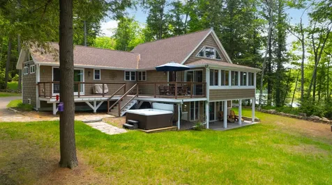 11 South Mcsherry Lane Hartford ME 04220