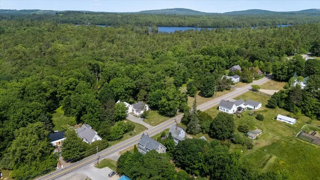 13 Liberty Road Washington ME 04574