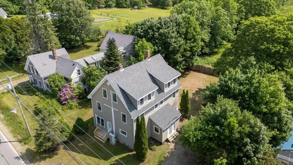 13 Liberty Road Washington ME 04574