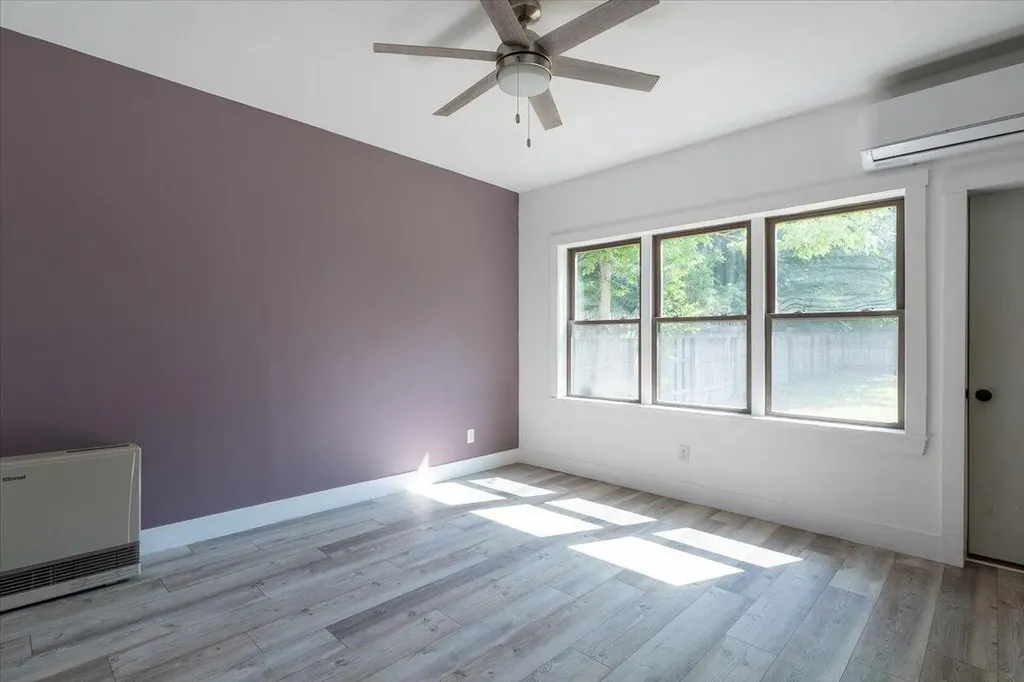 13 Liberty Road Washington ME 04574