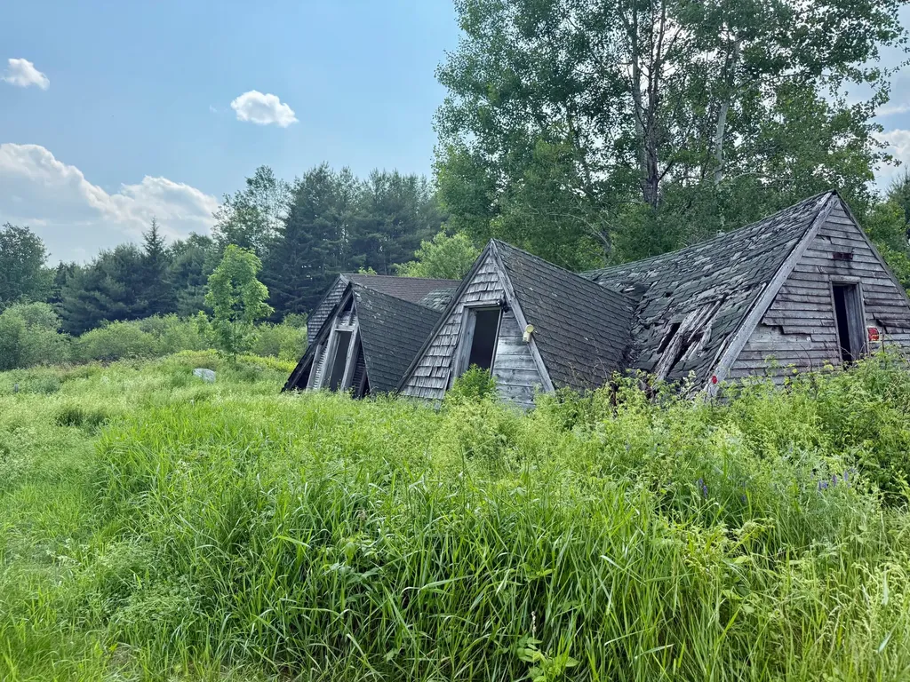 325 Camden Road Appleton ME 04862