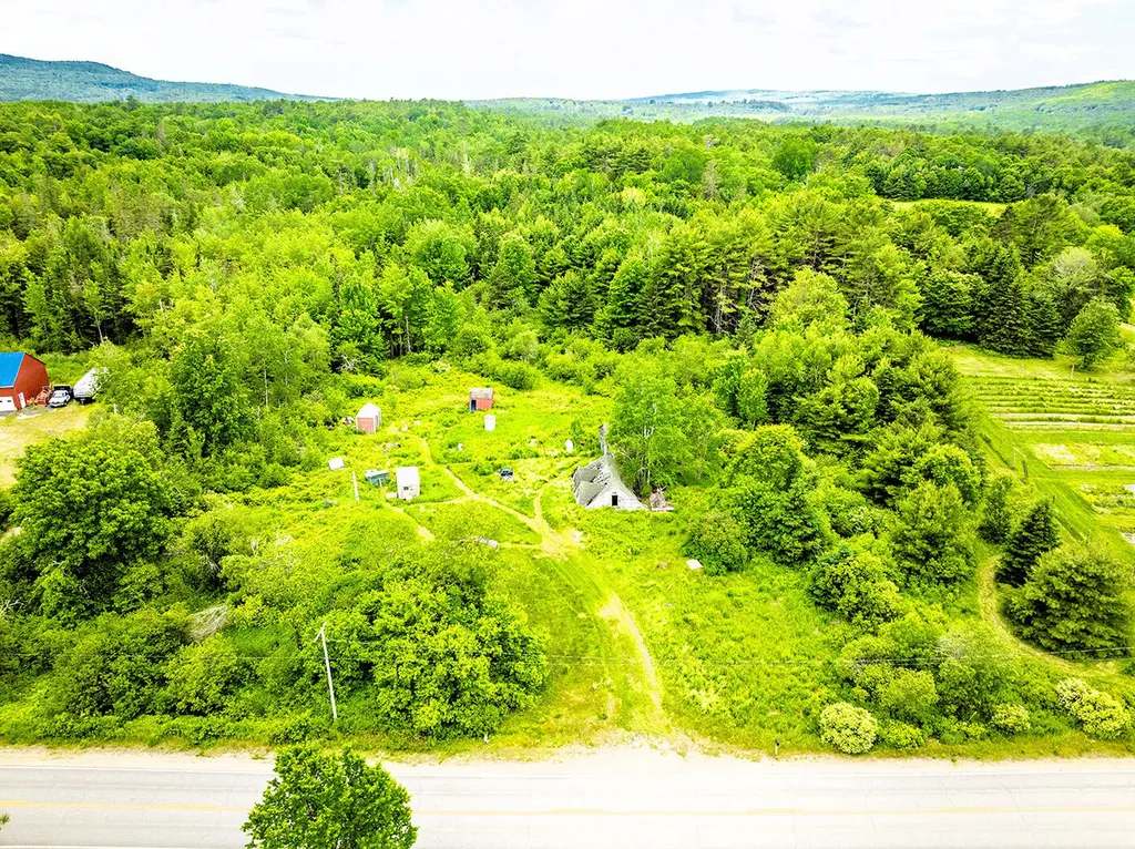 325 Camden Road Appleton ME 04862
