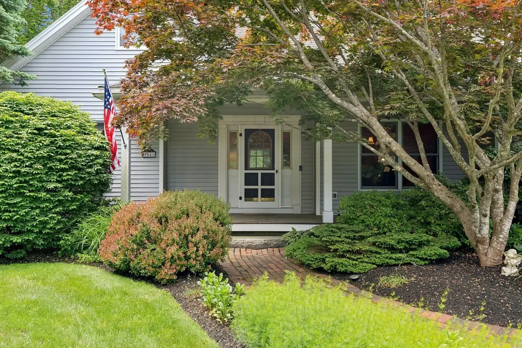 44 Carroll Street Falmouth ME 04105