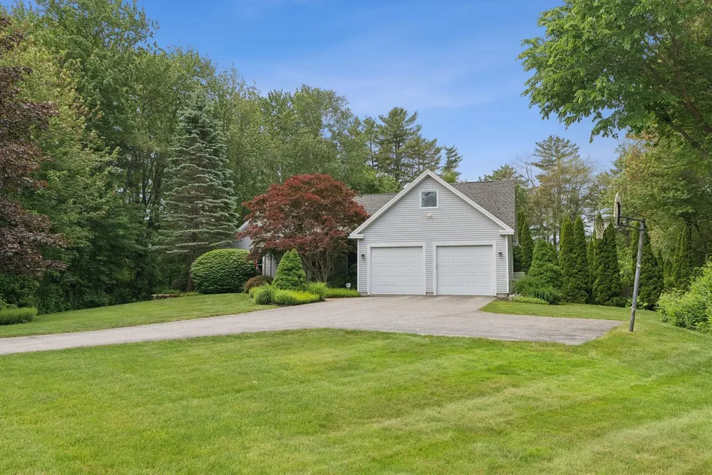 44 Carroll Street Falmouth ME 04105