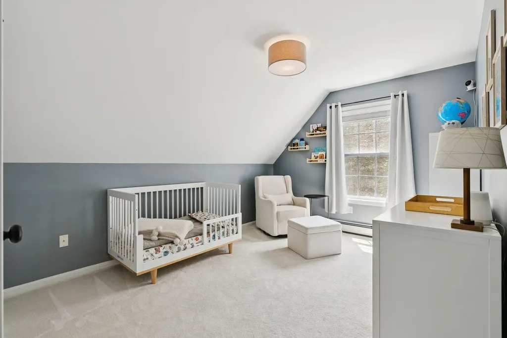 14 Jordan Circle Gray ME 04039