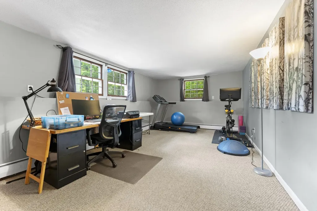 62 Country Club Road Manchester ME 04351