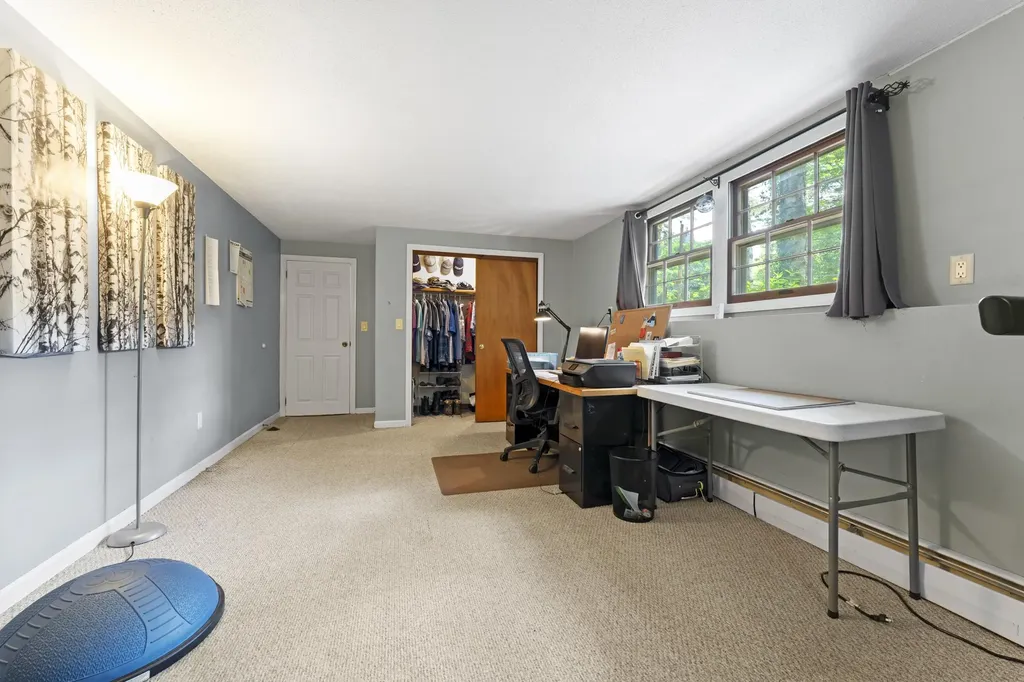 62 Country Club Road Manchester ME 04351