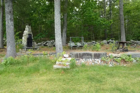 20 Dyke Drive Canton ME 04221