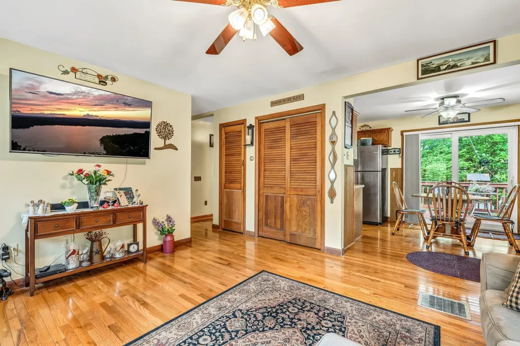 28 Pond Road Wilton ME 04294