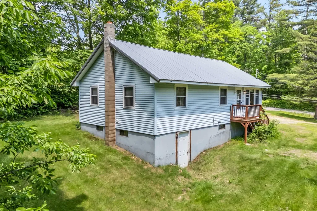 28 Pond Road Wilton ME 04294