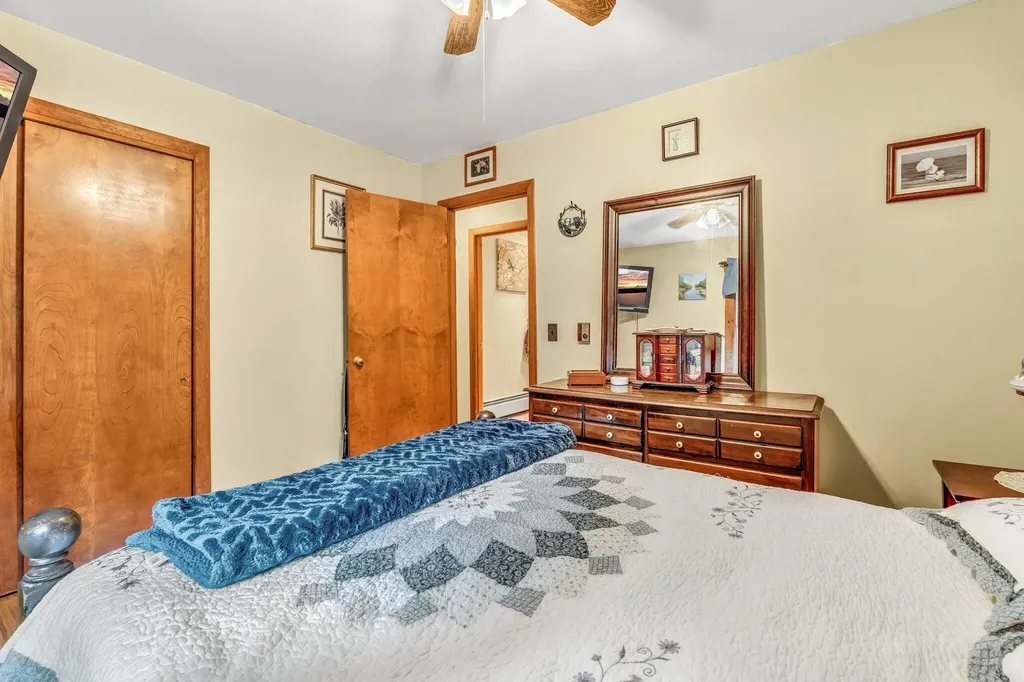 28 Pond Road Wilton ME 04294