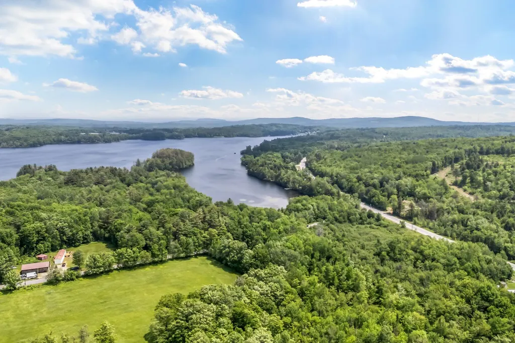28 Pond Road Wilton ME 04294