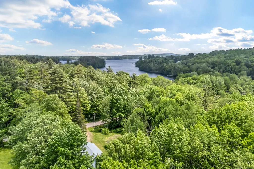 28 Pond Road Wilton ME 04294