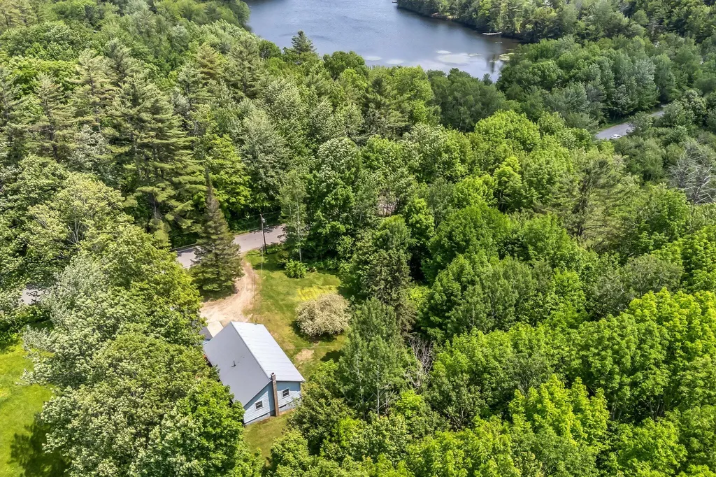 28 Pond Road Wilton ME 04294
