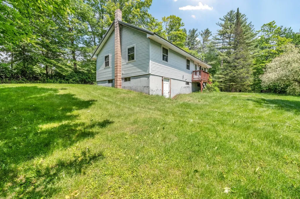 28 Pond Road Wilton ME 04294