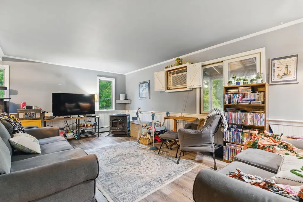 198 Swamp Road Durham ME 04222