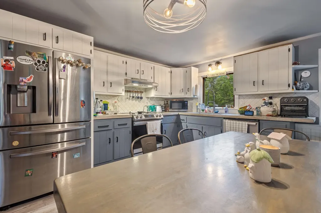 198 Swamp Road Durham ME 04222