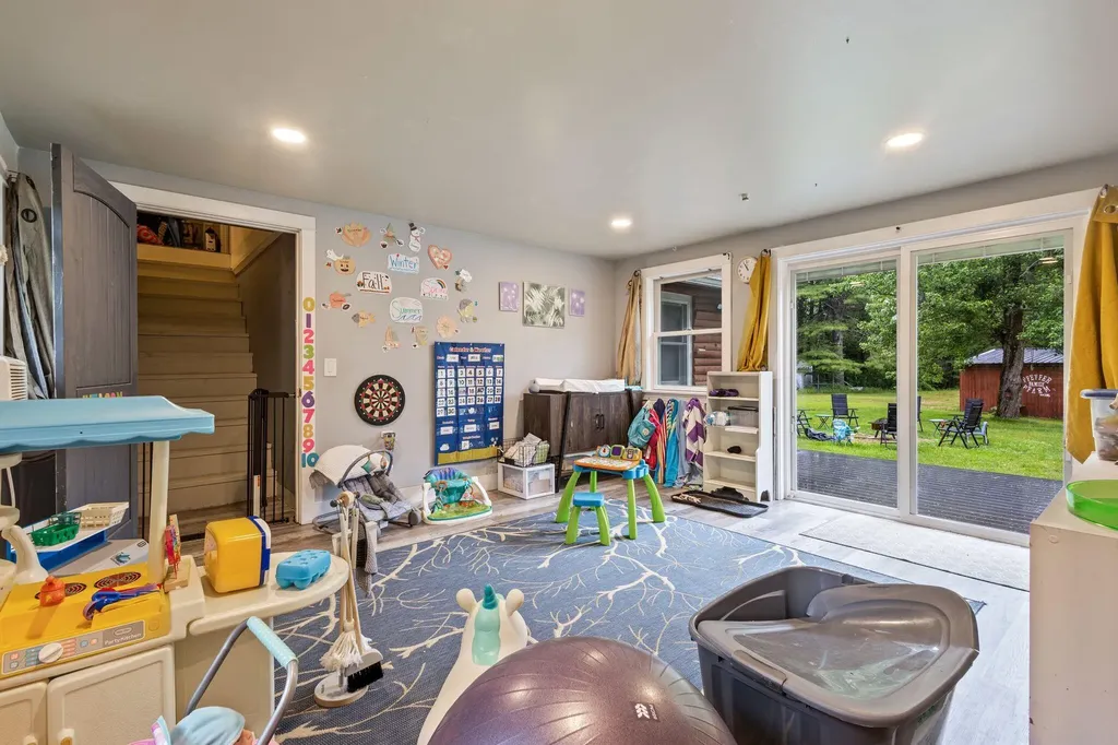 198 Swamp Road Durham ME 04222