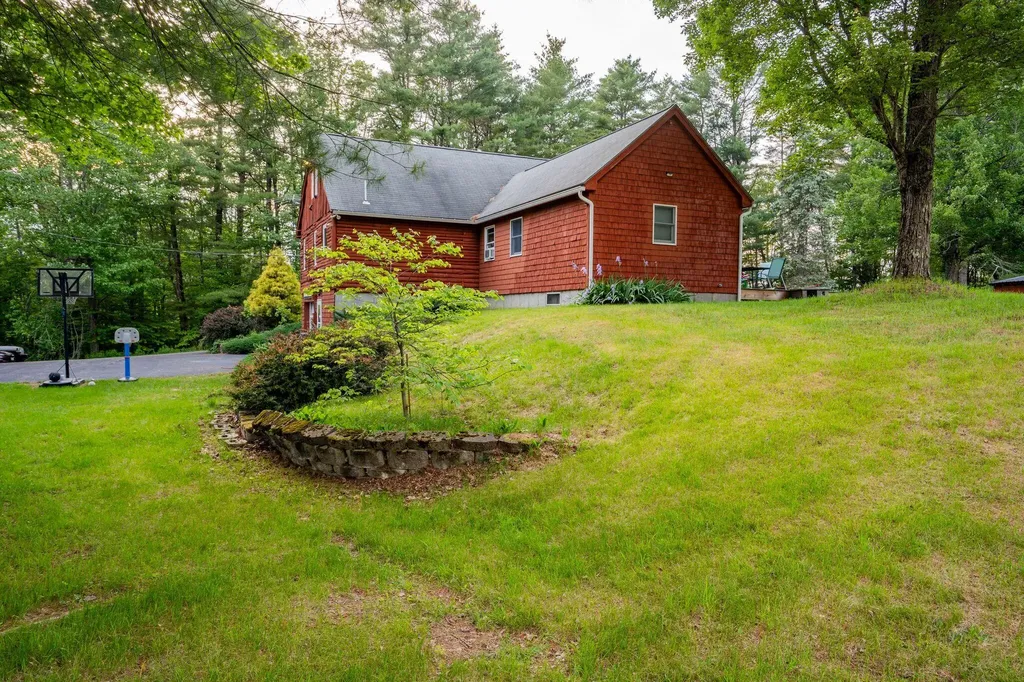 198 Swamp Road Durham ME 04222
