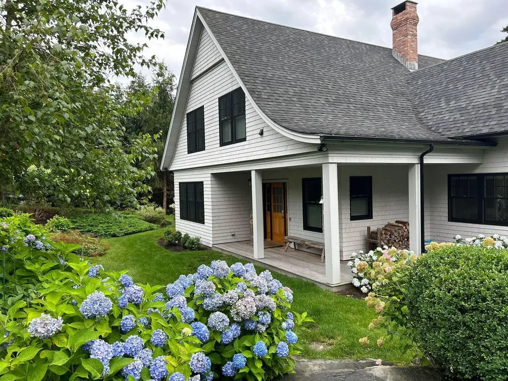 19 Vista Way Mount Desert ME 04660