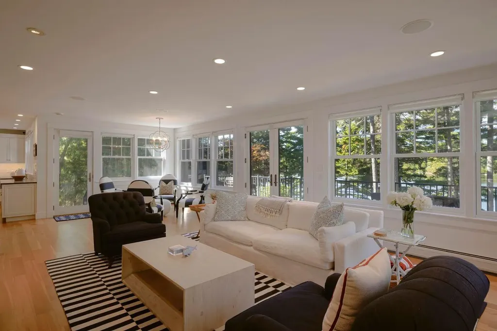 19 Vista Way Mount Desert ME 04660