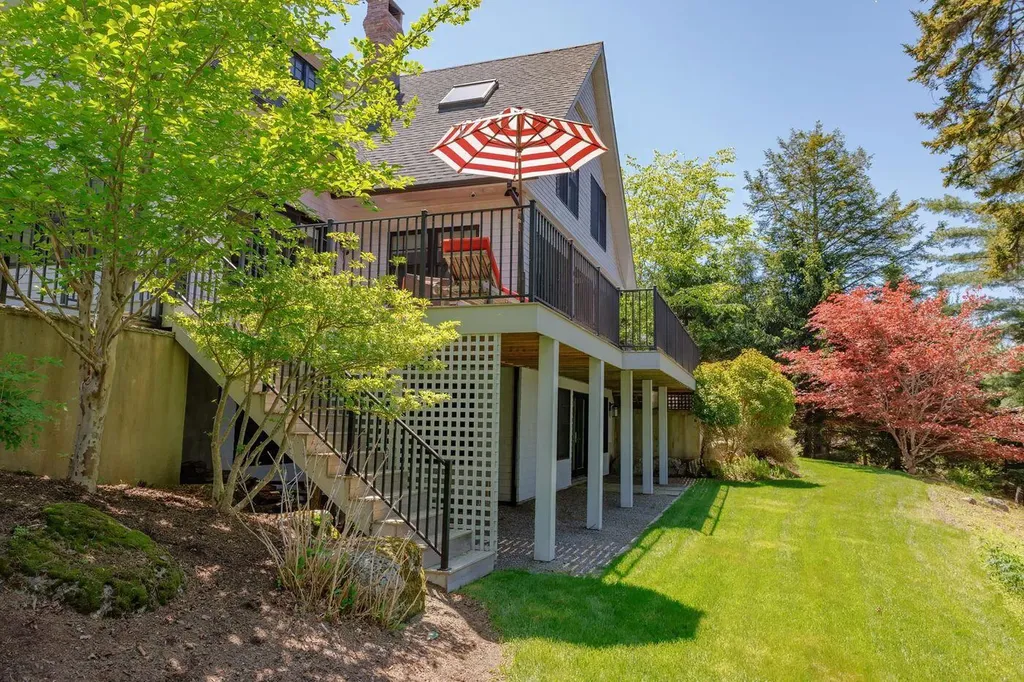 19 Vista Way Mount Desert ME 04660