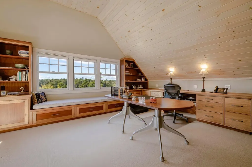 19 Vista Way Mount Desert ME 04660
