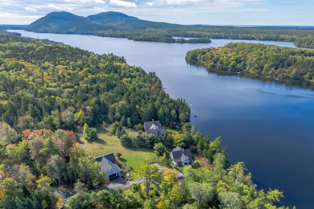19 Vista Way Mount Desert ME 04660