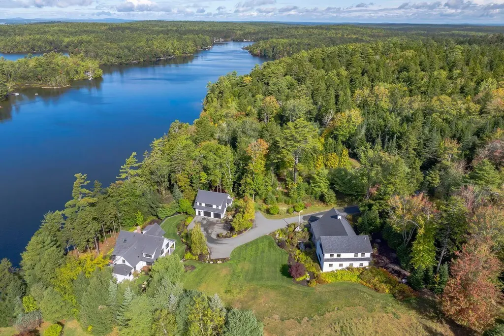19 Vista Way Mount Desert ME 04660