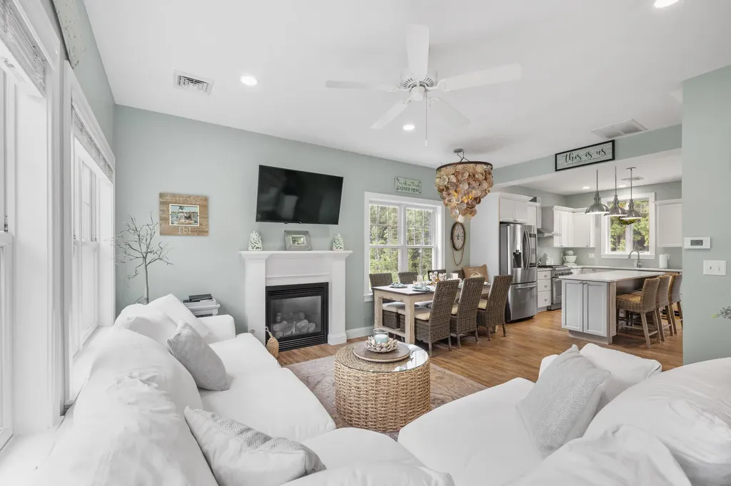 18 Frontier Way Arundel ME 04046