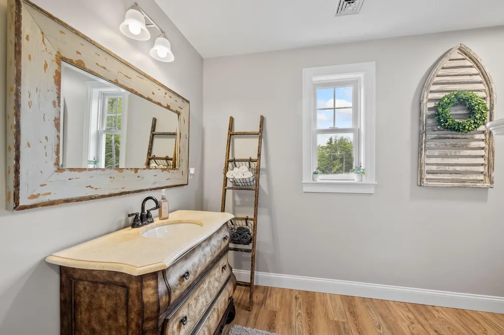 18 Frontier Way Arundel ME 04046