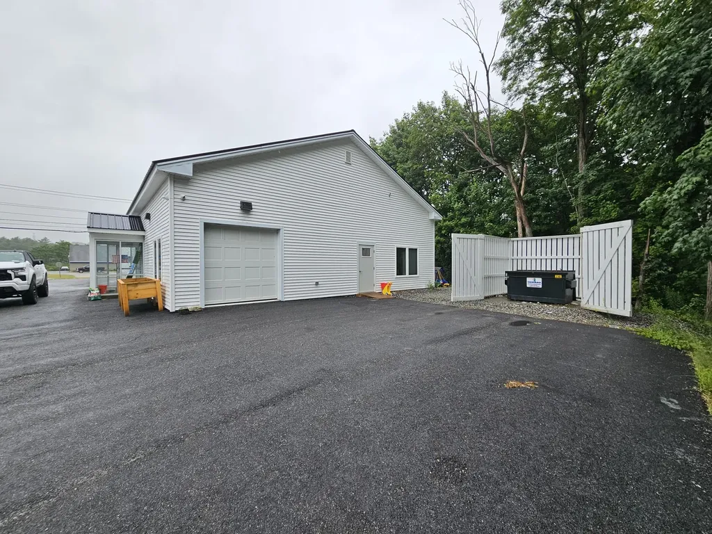 793 Main Street Lewiston ME 04240