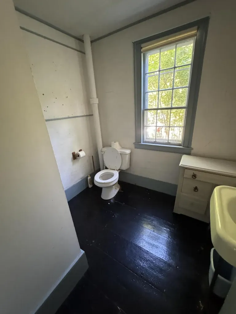186 Bridgton Road Sebago ME 04029