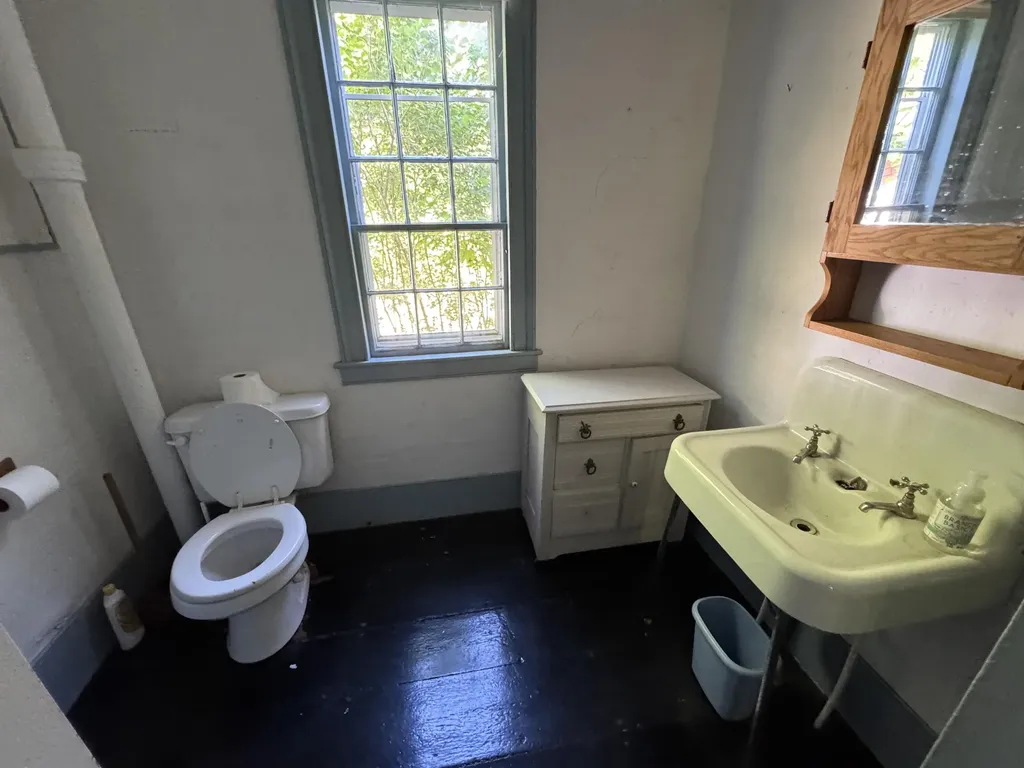 186 Bridgton Road Sebago ME 04029