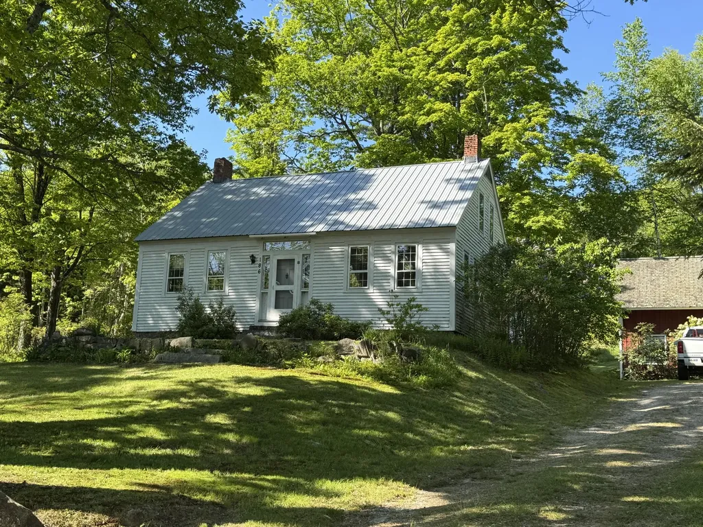 186 Bridgton Road Sebago ME 04029
